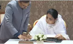 Maharashtra: पहली महिला डिप्टी CM बनीं सुनेत्रा पवार, नए अध्याय की शुरुआत