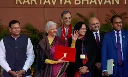 लखपति दीदी योजना के बाद अब सरकार खोलेगी She Mart ! आधी आबादी के लिए निर्मला सीतारमन के पिटारे से क्या निकला ?