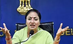 प्रदूषण पिछली सरकारों की लापरवाही का नतीजा, हम करेंगे ठोस समाधान: रेखा गुप्ता