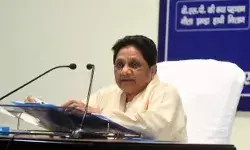 ब्राह्मण-दलित के पुराने फॉर्मूले पर बीएसपी का दांव, यूपी चुनाव से पहले मायावती ने दिया संकेत