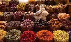 मसालों में कैंसरकारी सूडान डाई: FSSAI ने मिर्च और हल्दी पर बढ़ाई सख्ती