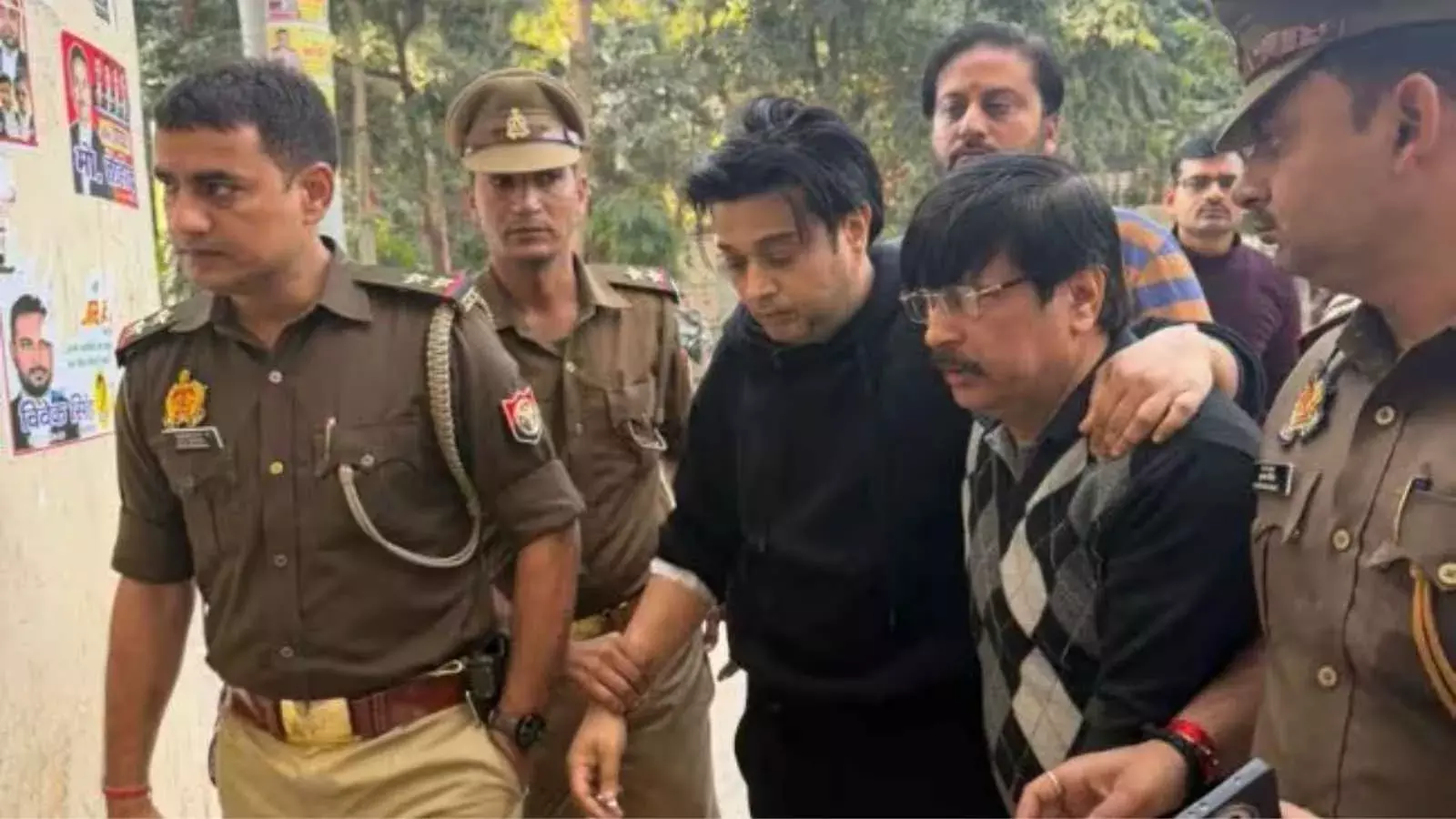 रईसजादे शिवम मिश्रा को 24 घंटे भी हिरासत में नहीं रख पायी यूपी पुलिस