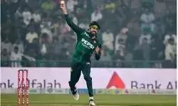 टी20 वर्ल्ड कप: भारत से मुकाबले से पहले पाकिस्तान के स्पिनर के रहस्यमयी एक्शन पर नया विवाद