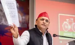 अखिलेश यादव : बीजेपी की गुप्त बैठक में बनी सपा के वोट काटने की रणनीति
