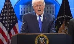 यूएस सुप्रीम कोर्ट के जजों पर डोनाल्ड ट्रंप का तीखा हमला, बोले अब और लगेगा टैरिफ