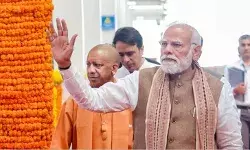 ‘कांग्रेस तो पहले से ही निर्वस्त्र है’:  AI समिट में यूथ कांग्रेस के शर्टलेस विरोध पर पीएम मोदी का तीखा हमला