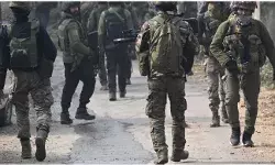 किश्तवाड़ में आतंकियों के ठिकाने से मिले जंग जैसे हथियार, 2 आतंकी मारे गए