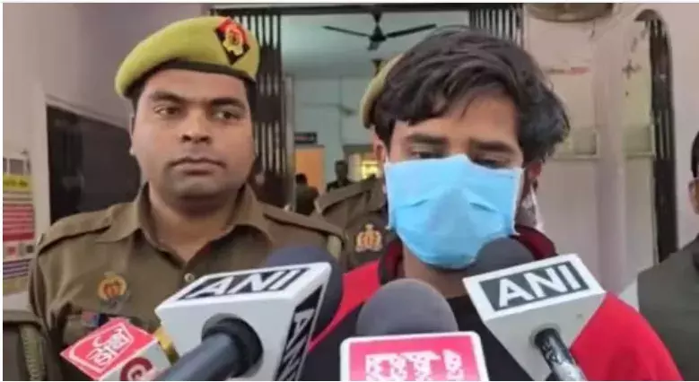 पिता को मारने के लिए चाकू-आरी ऑनलाइन मंगवाई, मर्डर के बाद बेटा अब बोला-सॉरी गलती हो गई