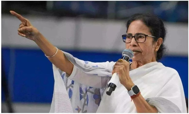 पश्चिम बंगाल SIR: ममता बनर्जी की सीट भवानीपुर में 47,000 वोटर कम; क्यों है यह अहम? पश्चिम बंगाल SIR: ममता बनर्जी की सीट भवानीपुर में 47,000 वोटर कम; क्यों है यह अहम?