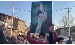 खामेनेई का भारत कनेक्शन : यूपी का गांव, कश्मीर की नमाज और कर्नाटक का दौरा