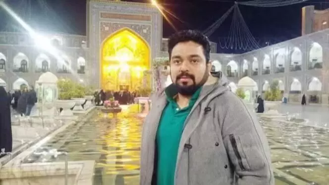 ख़ामेनेई की मौत पर लखनऊ में मातम का माहौल, ईरान में बसे रिश्तेदारों की फ़िक्र ख़ामेनेई की मौत पर लखनऊ में मातम का माहौल, ईरान में बसे रिश्तेदारों की फ़िक्र