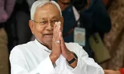 Bihar CM Nitish Kumar Live: दिल्ली चले नीतीश कुमार, राज्यसभा के लिए दाखिल किया नामांकन, अमित शाह भी रहे मौजूद