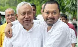 नीतीश के बेटे की राजनीति में औपचारिक एंट्री का एलान, 7 मार्च को जेडीयू जॉइन करेंगे निशांत