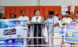 केरल चुनाव में विकास और कल्याण पर LDF और UDF आमने-सामने