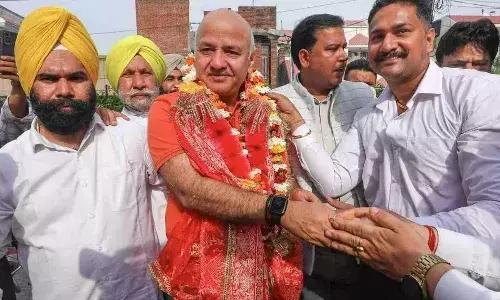 क्या भारत अमेरिका की कॉलोनी बन गया है? मनीष सिसोदिया का PM Modi पर तीखा हमला