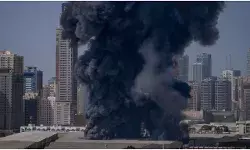 दुबई एयरपोर्ट के पास दो ड्रोन गिरने से 4 लोग घायल, एक भारतीय भी शामिल