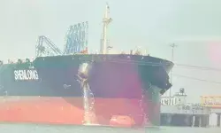 मौत को मात देकर मुंबई पहुंचा शेनलोंग, भारतीय कैप्टन की जीत