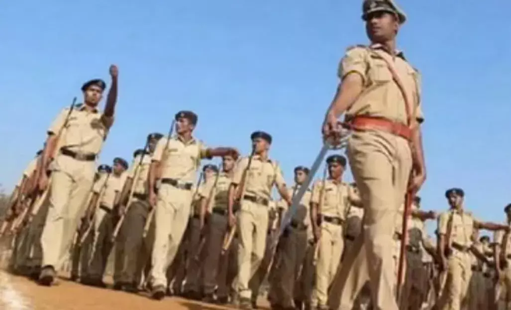 यूपी SI भर्ती परीक्षा के सवाल पर बवाल ! बीजेपी प्रदेश मंत्री ने सीएम को पत्र लिखा, डिप्टी सीएम ब्रजेश पाठक ने कहा कार्रवाई की जाएगी’