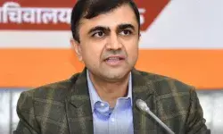 निलंबित आईएएस अभिषेक प्रकाश बहाल हुए, जांच जारी रहेगी