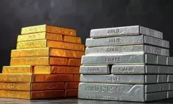 Gold Price Down: सोने-चांदी की चमक हुई फीकी, जानिए आज का भाव