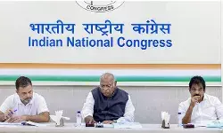 अपने तीन विधायकों को कांग्रेस ने दी क्रॉस वोटिंग की सज़ा, तीनों निलंबित, विधायकी छिनेगी