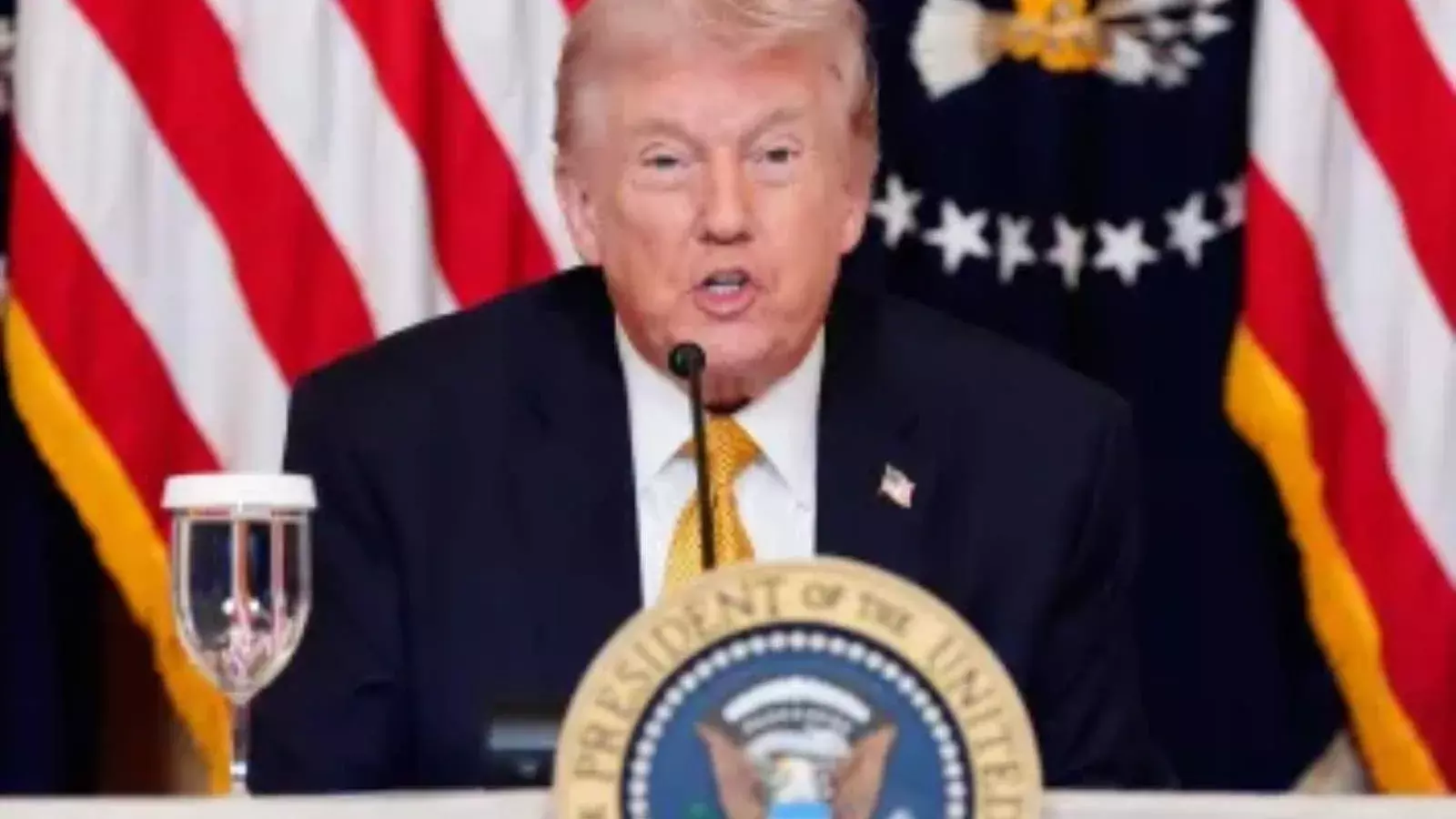 Hormuz Strait: ट्रंप ने सहयोगियों को कहा डरपोक, नाटो को बताया कागजी शेर