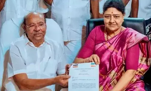 रामदास-शशिकला का मेल: क्या तमिलनाडु में अब भी चलेगा जाति का सिक्का?