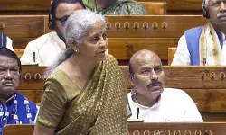 निर्मला सीतारमण का एलान: नहीं होगा पूरा कृषि कर्ज माफ, सैनिकों का टैक्स बचेगा