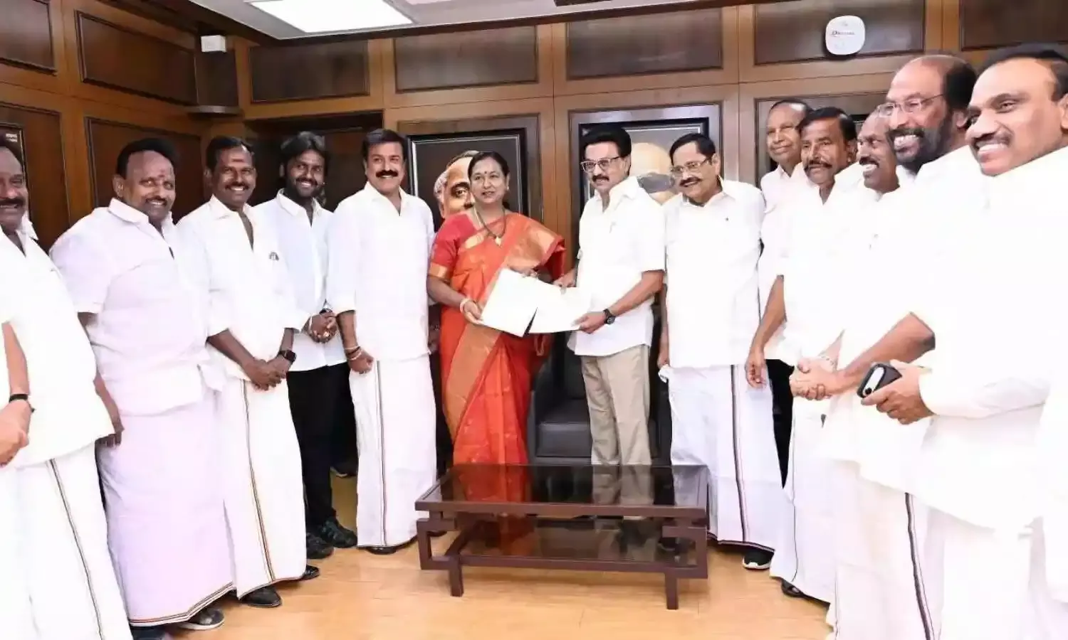 तमिलनाडु चुनाव: DMK ने DMDK को 10 सीटें दीं, कांग्रेस के बाद सबसे अधिक