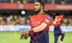 विवादों में फंसे यश दयाल पर RCB का बड़ा फैसला, क्या खत्म होगा करियर?