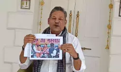 सख्ती के बावजूद बंगाल में हिंसा जारी, सवालों में घिरा चुनाव आयोग