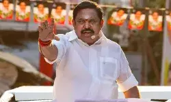 AIADMK के वादों से गरमाई राजनीति, फ्रीबीज़ बनाम विकास की बहस तेज