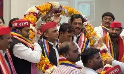 LPG संकट पर अखिलेश का तंज़-एलपीजी का मतलब लापता गैस’ ! योगी सरकार में हुए सारे MoU की जाँच की माँग