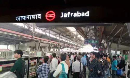 जाफराबाद मेट्रो स्टेशन पर धमाकों की आवज से दहशत, खाली कराई गई पूरी ट्रेन