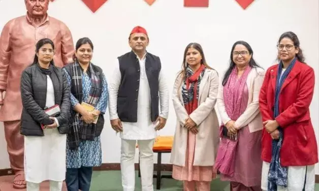 यूपी की जंग में महिला वोटरों पर दांव:अखिलेश के 40 हज़ार की घोषणा Vs बीजेपी का ‘गुंडाराज’ नैरेटिव