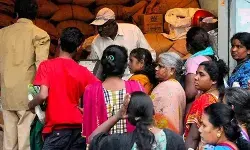 LPG संकट के बीच, केरोसीन मुक्त राज्यों में PDS केरोसीन आपूर्ति बहाल