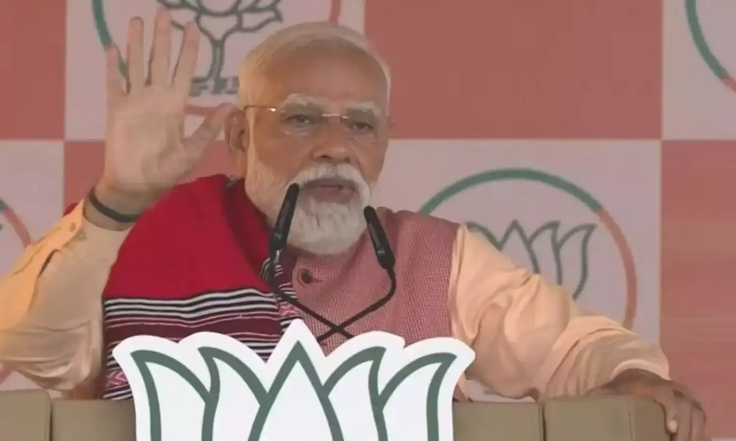 घुसपैठ पर निशाना-यूसीसी का वादा, असम में बोले पीएम - तीसरी दफा बनेगी सरकार