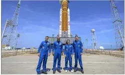 आर्टेमिस II मिशन: 53 साल बाद चांद की ओर इंसानों की वापसी की तैयारी