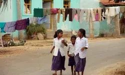 कर्नाटक: पहली कक्षा में प्रवेश की आयु पर घमासान, 60 दिन की छूट भी नाकाफी