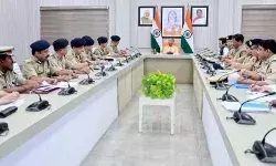 यूपी सरकार का मास्टरस्ट्रोक? चुनाव से पहले 81 हजार पुलिस भर्तियां