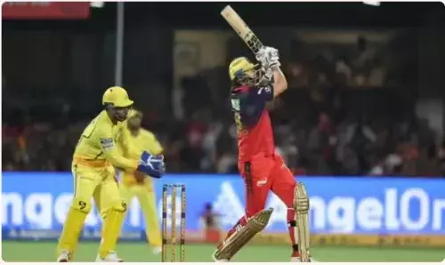 IPL2026 : RCB के रनों के पहाड़ के नीचे दबा CSK, घरेलू मैदान पर RCB 43 रन से जीता
