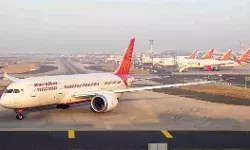 एयर इंडिया ने उड़ानों पर लगाया ₹899 तक एक्स्ट्रा चार्ज, जानें नई कीमतें