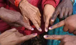 केरल चुनाव में युवाओं पर फोकस, मुफ्त यात्रा और भोजन का ऑफर