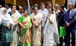 91 लाख नाम हटाने पर हंगामा, चुनाव आयोग और टीएमसी में जुबानी जंग