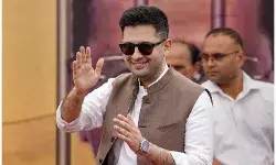 राघव चड्ढा के ‘दिलचस्प’ संकेत से अटकलें तेज: क्या बनने जा रही है Gen-Z पार्टी?