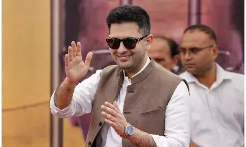 राघव चड्ढा के ‘दिलचस्प’ संकेत से अटकलें तेज: क्या बनने जा रही है Gen-Z पार्टी?