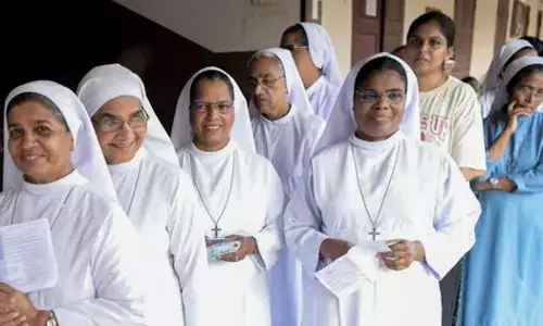 पुराने सारे रेकॉर्ड तोड़ देगी केरल चुनाव की वोटिंग? मतदाताओं का सैलाब