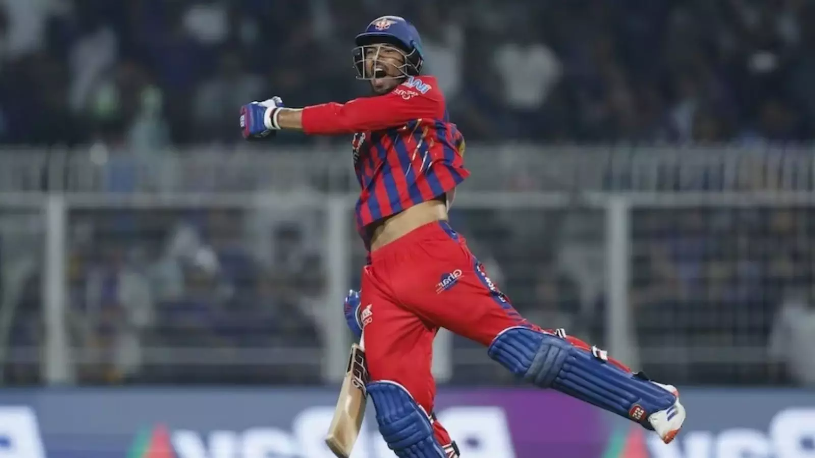 ईडन गार्डन्स में थ्रिलर, एलएसजी के मुकुल चौधरी ने KKR से छीनी जीत ईडन गार्डन्स में थ्रिलर, एलएसजी के मुकुल चौधरी ने KKR से छीनी जीत