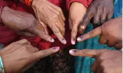 वोट देने और चुनाव लड़ने का अधिकार मौलिक अधिकार नहीं: सुप्रीम कोर्ट