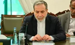 आखिरी मोड़ पर टूटी वार्ता, ईरान बोला—अमेरिका का सख्त रवैया जिम्मेदार